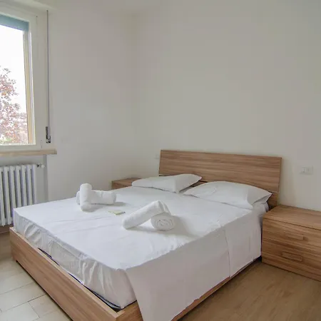 Apartment Polizzi 1 Parma